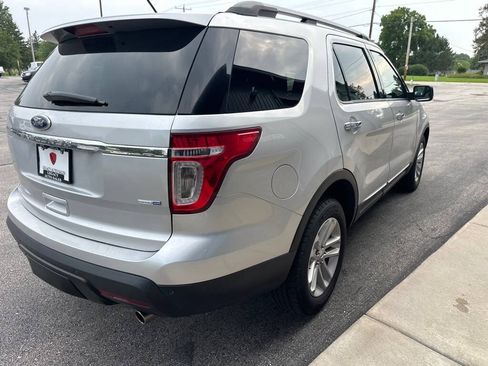Used 2014 Ford Explorer XLT w/ Equipment Group 202A AWD/4WD image 5
