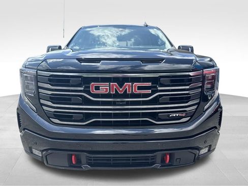 Used 2025 GMC Sierra 1500 AT4 w/ AT4 Premium Package AWD/4WD image 3