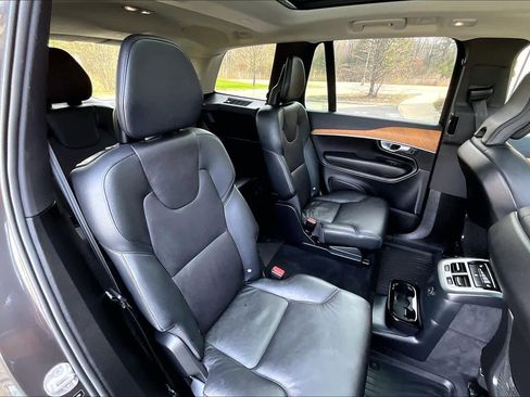 Used 2024 Volvo XC90 T8 Plus w/ Protection Package AWD/4WD image 20