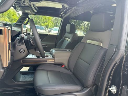 New 2025 GMC Hummer EV 3X image 10