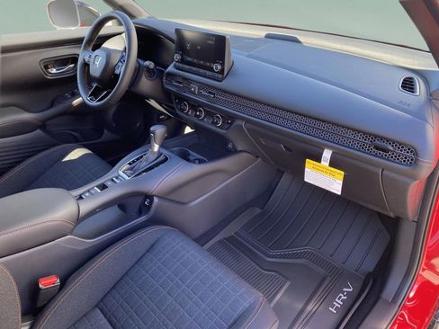 Used 2023 Honda HR-V Sport image 14