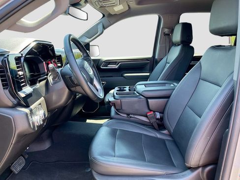 Used 2025 GMC Sierra 1500 SLT RWD image 21