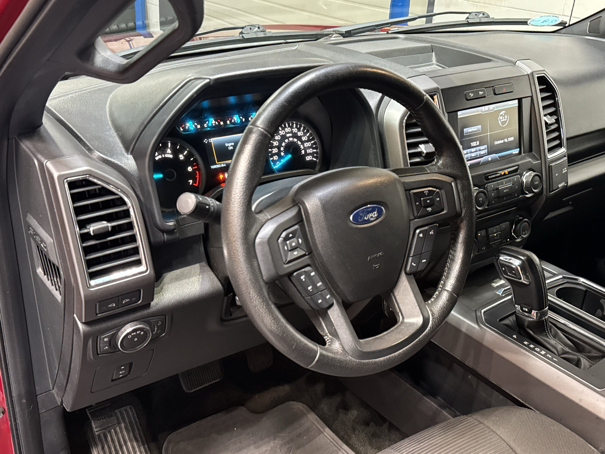 Used 2015 Ford F150 XLT w/ Equipment Group 301A Mid AWD/4WD image 20