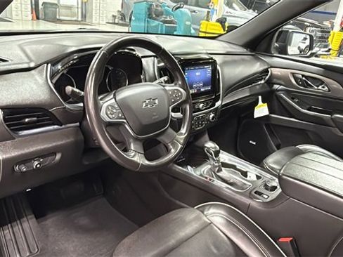 Used 2022 Chevrolet Traverse Premier w/ Redline Edition image 10