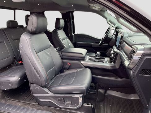 Used 2022 Ford F150 Lariat w/ Equipment Group 502A High AWD/4WD image 28