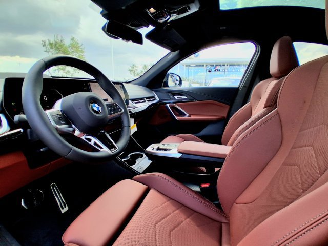 New 2027 BMW X2 xDrive28i w/ Technology Package AWD/4WD image 12