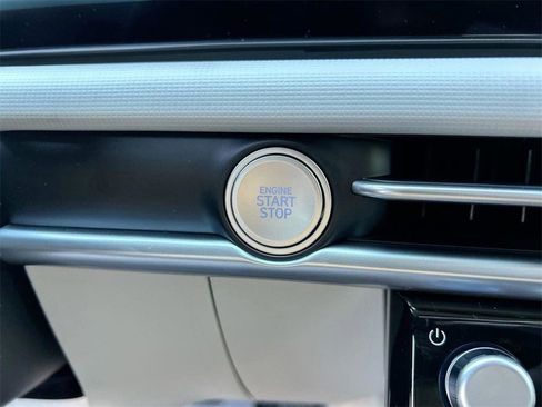 New 2026 Hyundai Tucson SEL image 18