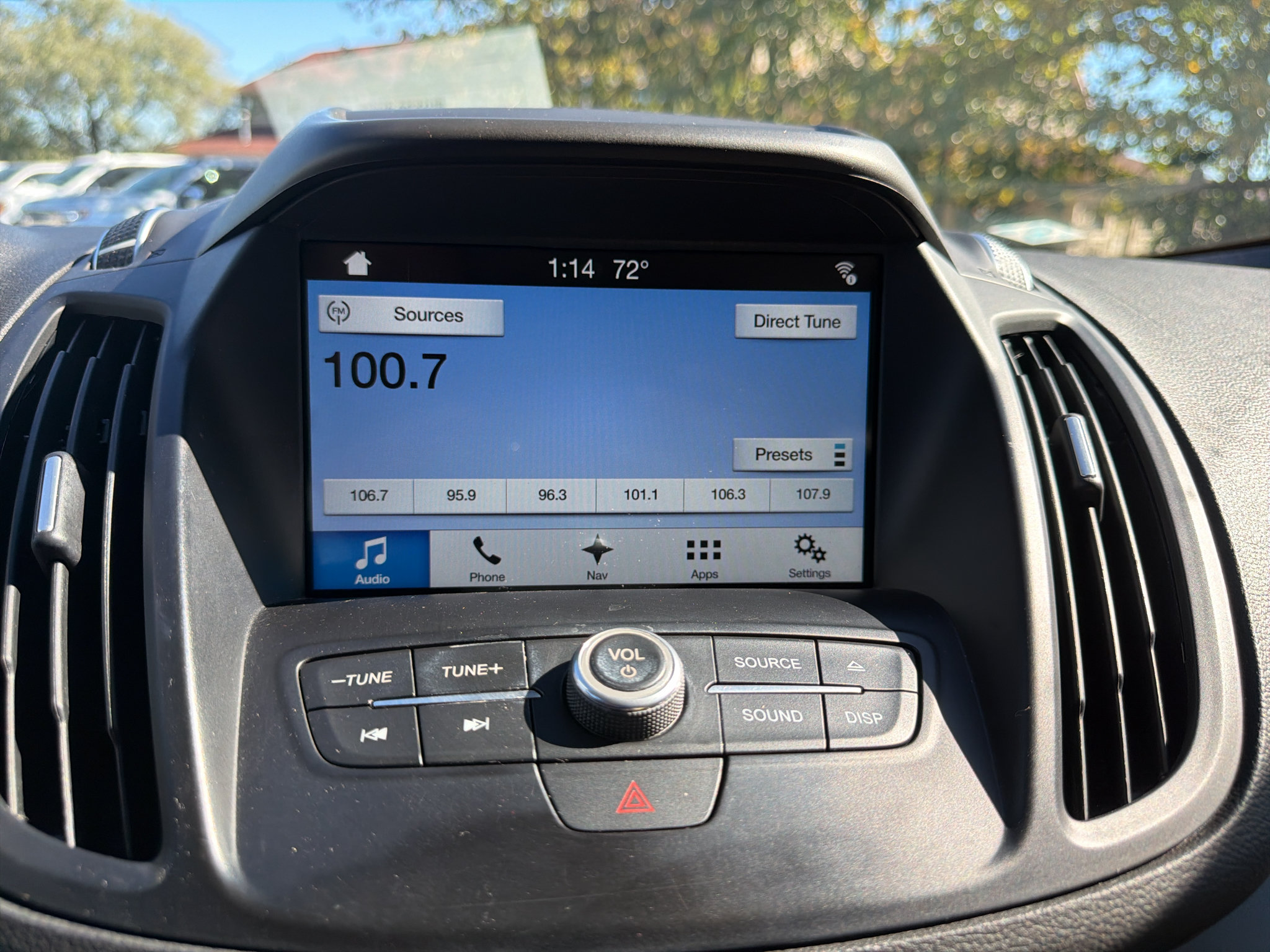 Used 2018 Ford Escape SEL w/ Ford Safe & Smart Package FWD image 14