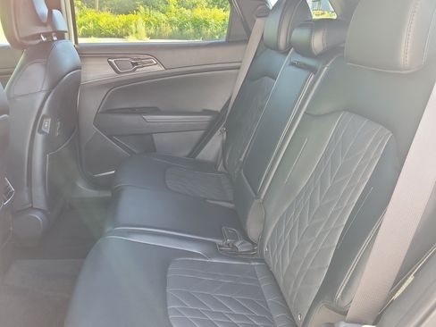 Used 2024 Kia Sportage X-Pro Prestige AWD/4WD image 16