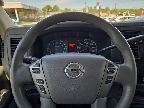 Used 2018 Nissan NV 1500 SV RWD image 19