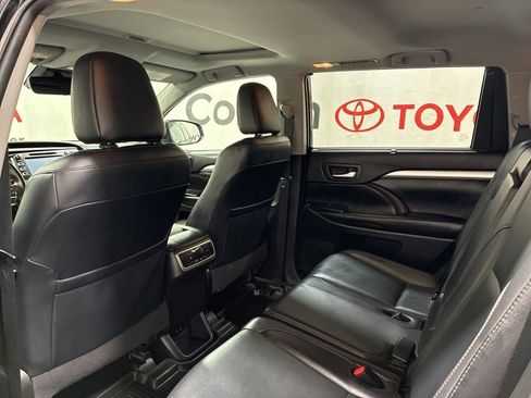 Used 2019 Toyota Highlander XLE w/ Protection Package #3 AWD/4WD image 21