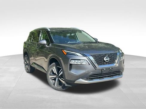 Certified 2023 Nissan Rogue Platinum w/ Platinum Premium Package AWD/4WD image 1