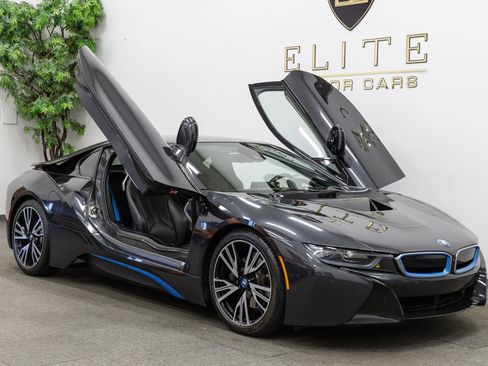 Used 2016 BMW i8 AWD/4WD image 19