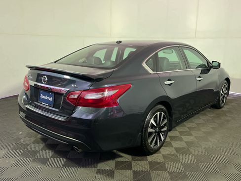Certified 2018 Nissan Altima 2.5 SL w/ 2.5 SL Technology Package image 7