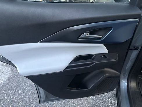 New 2026 Chevrolet Equinox EV LT w/ Convenience Package II image 21