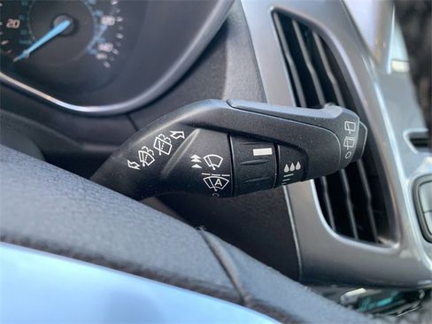 Used 2015 Ford Transit Connect Titanium image 28