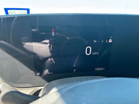 Used 2025 Buick Encore GX Preferred image 38