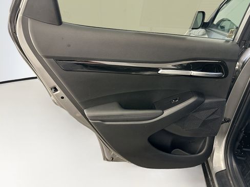 Used 2024 Kia Seltos S image 27