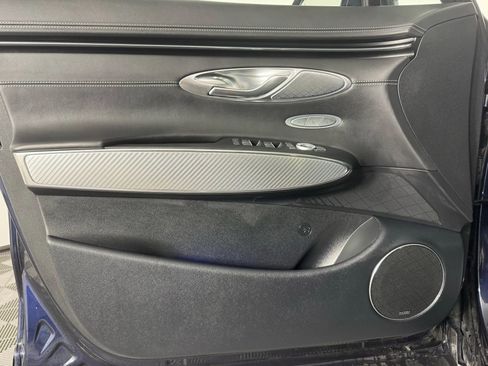 Used 2023 Genesis GV70 2.5T w/ Sport Prestige Package image 43