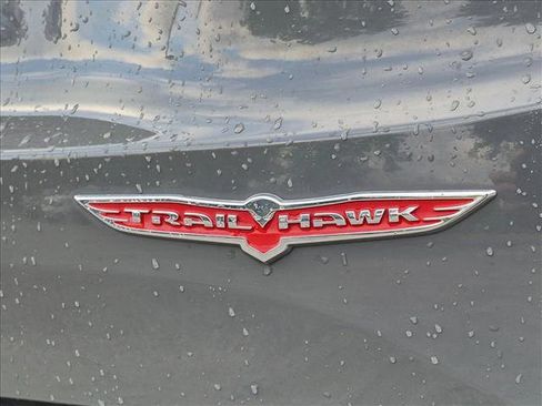Used 2022 Jeep Renegade Trailhawk AWD/4WD image 23