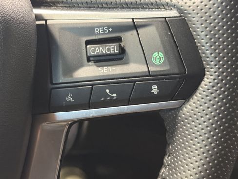 Used 2025 Mitsubishi Outlander SEL AWD/4WD image 30
