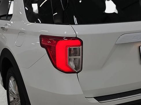 Used 2023 Ford Explorer King Ranch w/ Technology Package AWD/4WD image 34