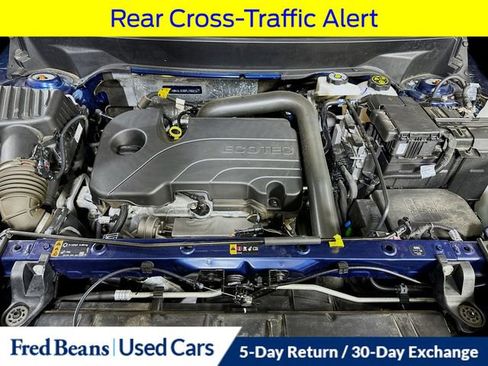 Used 2023 GMC Terrain SLT image 35