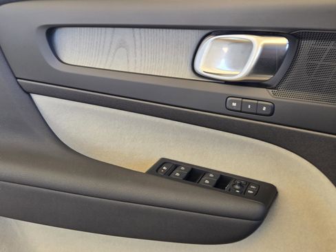 New 2026 Volvo XC40 B5 Plus w/ Protection Package Premier image 26