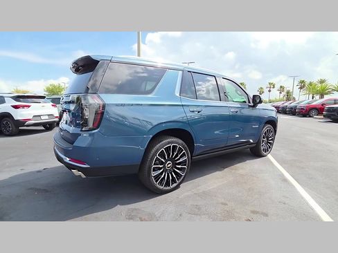 New 2026 Chevrolet Tahoe High Country AWD/4WD image 20