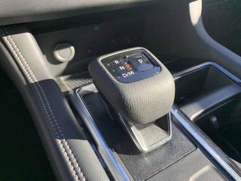 Used 2024 Nissan Pathfinder Platinum w/ Cargo Package image 26