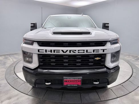 Used 2022 Chevrolet Silverado 2500 Custom w/ Custom Value Package image 2