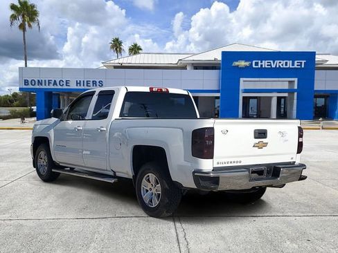 Used 2018 Chevrolet Silverado 1500 LT image 3