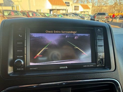 Used 2018 Dodge Grand Caravan GT image 19