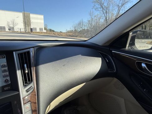 Used 2014 INFINITI Q50 Premium w/ Technology Package image 17