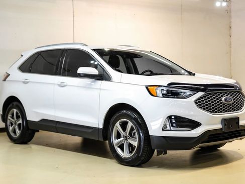 Used 2024 Ford Edge SEL w/ Convenience Package AWD/4WD image 6