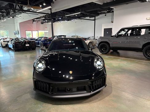 Used 2025 Porsche 911 GTS image 16