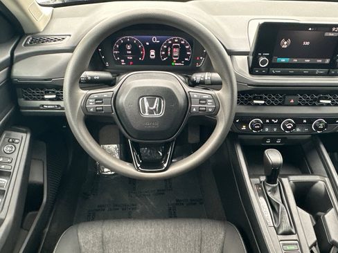 Certified 2025 Honda Accord SE image 14