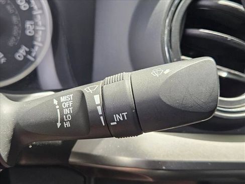 Used 2022 Toyota Tacoma SR5 RWD image 9
