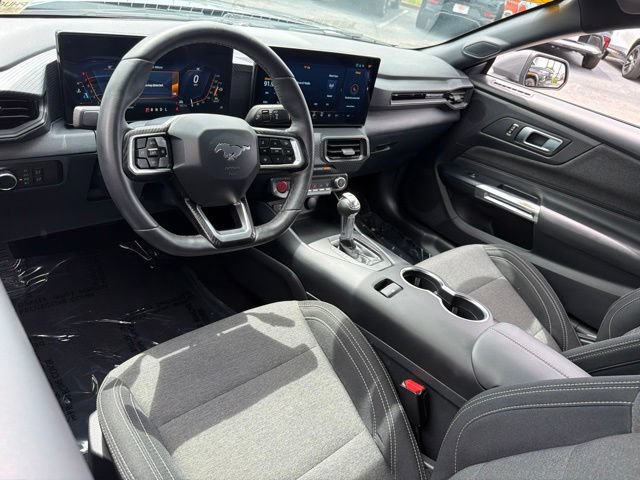 Used 2026 Ford Mustang Coupe RWD image 16