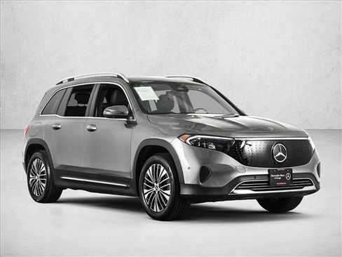 Certified 2025 Mercedes-Benz EQB 300 4MATIC w/ Driver Assistance Package image 3