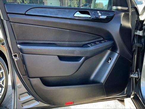 Used 2018 Mercedes-Benz GLE 350 image 22