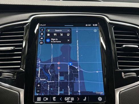 Used 2024 Volvo XC90 B6 Ultimate w/ Lounge Package image 10