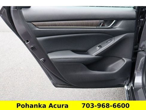 Used 2022 Honda Accord Touring image 26