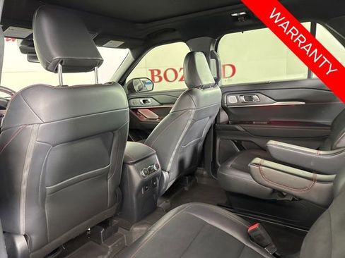 Certified 2025 Ford Explorer ST image 12