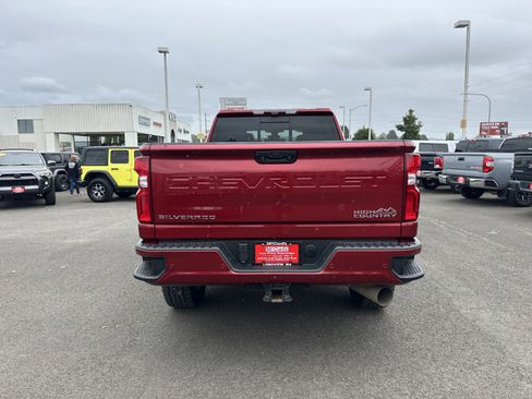 Used 2020 Chevrolet Silverado 2500 High Country w/ Z71 Off-Road Package image 4