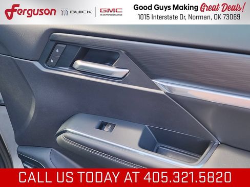New 2026 GMC Acadia Elevation w/ Black Edition FWD image 39