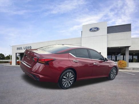 Used 2023 Nissan Altima 2.5 SV FWD image 8
