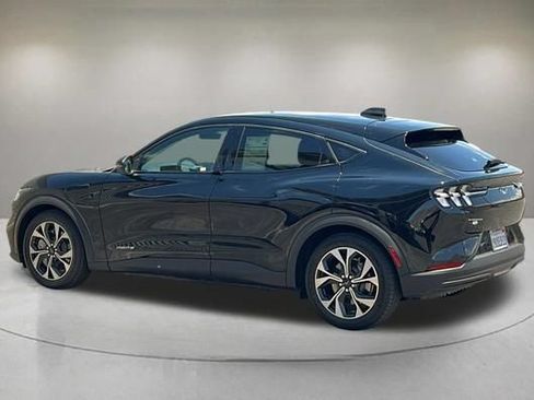 Certified 2025 Ford Mustang Mach-E Select RWD image 4