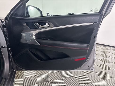 Used 2025 Genesis G70 3.3T Advanced image 29