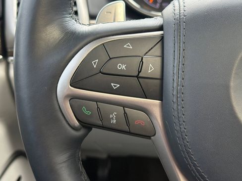 Used 2017 Jeep Grand Cherokee Summit image 31